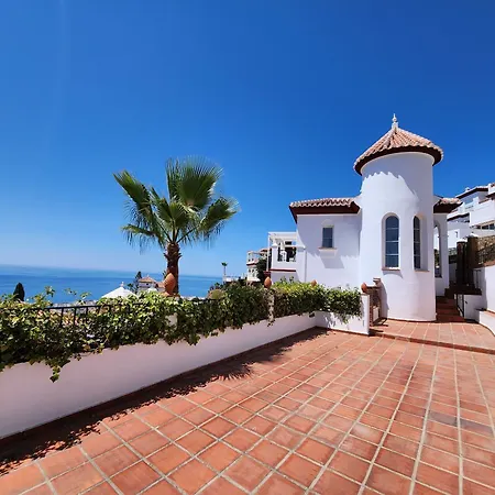 Ladera Villa