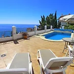 Villa Ladera *